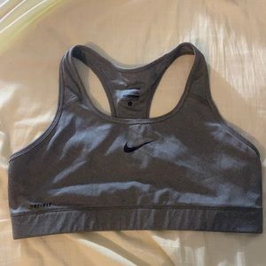 nike pro sports bra